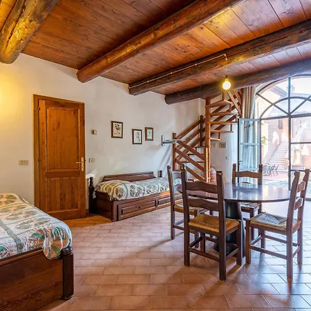 Canaiolo Montepulciano Stazione